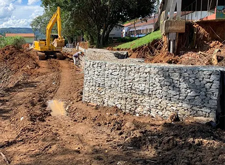 Obra - Contenção em Atibaia -Sao Paulo